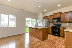 20024 19th Ave E, Spanaway, WA 98387 - Photo 6