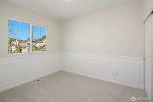 24039 SE 12th Pl, Sammamish, WA 98075 - Photo 18