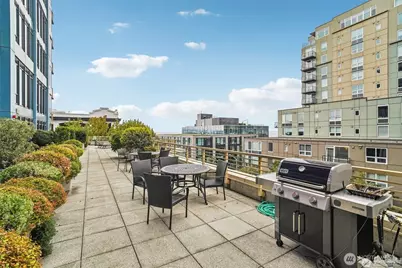 2716 Elliot Avenue #301, Seattle, WA 98121 - Photo 24