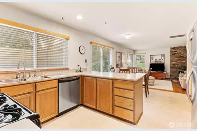 782 NW Apple Blossom Loop, Bremerton, WA 98311 - Photo 8