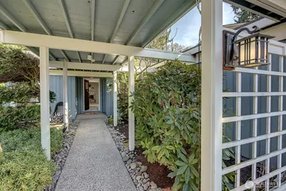 2646 168th Place NE, Bellevue, WA 98008 - Photo 2