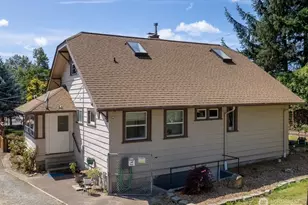 8515 Golden Given Rd E, Tacoma, WA 98445 - Photo 12