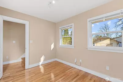 8515 Golden Given Road E, Tacoma, WA 98445 - Photo 18