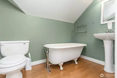 8515 Golden Given Road E, Tacoma, WA 98445 - Photo 26