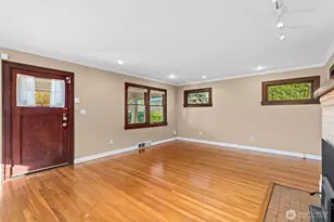 8515 Golden Given Rd E, Tacoma, WA 98445 - Photo 4