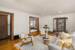 349 N 72nd St, Seattle, WA 98103 - Photo 4