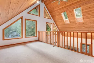 7132 St Helens Pl, Glacier, WA 98244 - Photo 18