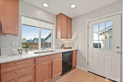 1682 Brown Avenue, DuPont, WA 98327 - Photo 14