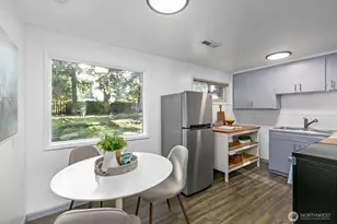 5606 222nd Pl SW, Mountlake Terrace, WA 98043 - Photo 4