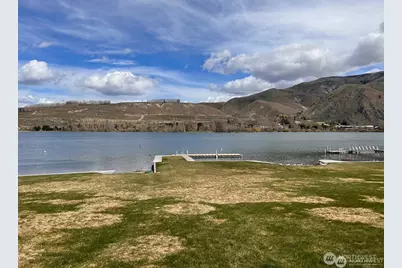 15330 Lakeview Street, Entiat, WA 98822 - Photo 24