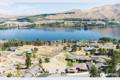 15330 Lakeview Street, Entiat, WA 98822 - Photo 1