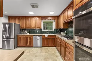 14615 SE 178th Pl, Renton, WA 98058 - Photo 12