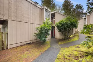 4817 180th St SW, Lynnwood, WA 98037 - Photo 2