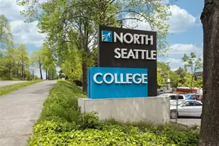 10332 Ashworth Ave N, Seattle, WA 98133 - Photo 38