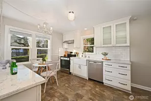 10332 Ashworth Ave N, Seattle, WA 98133 - Photo 10