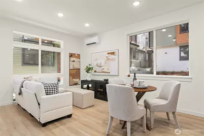 6546 A Latona Avenue NE, Seattle, WA 98115 - Photo 8