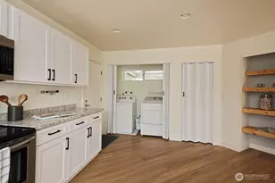 5663 Lenz Pl, Langley, WA 98260 - Photo 10