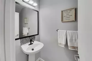 6242 71st Ave Ct W, University Place, WA 98467 - Photo 12