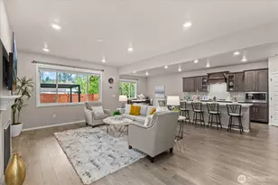 12113 9th Pl SE, Lake Stevens, WA 98258 - Photo 2