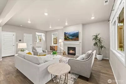 12113 9th Place SE, Lake Stevens, WA 98258 - Photo 4