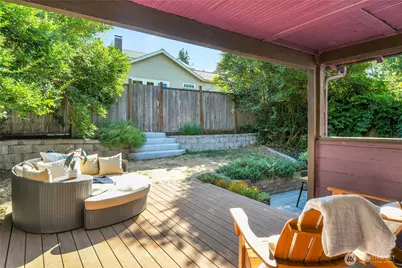 916 20th Avenue E, Seattle, WA 98112 - Photo 10