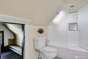 916 20th Ave E, Seattle, WA 98112 - Photo 22