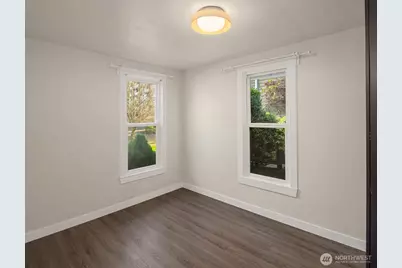 4731 36th Avenue S, Seattle, WA 98118 - Photo 10