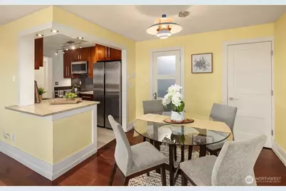 7 Highland Drive #301, Seattle, WA 98109 - Photo 6