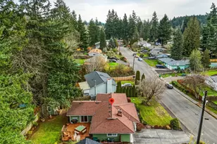 4705 237 St SW, Mountlake Terrace, WA 98043 - Photo 32