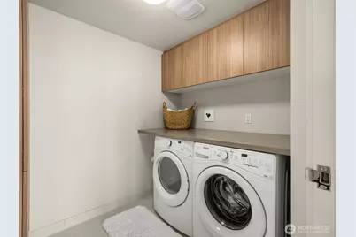 583 Battery Street #3802N, Seattle, WA 98121 - Photo 20