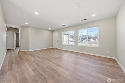 247 H Street SE, Ephrata, WA 98823 - Photo 6