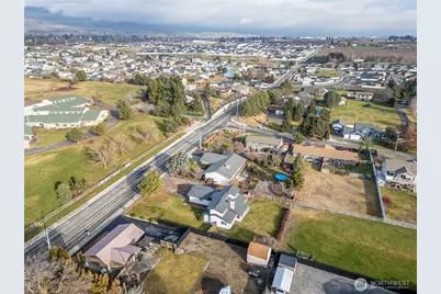 1856 4th Street SE, East Wenatchee, WA 98802 - Photo 34