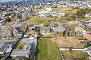 1856 4th St SE, East Wenatchee, WA 98802 - Photo 32