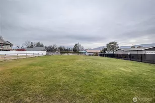 1856 4th St SE, East Wenatchee, WA 98802 - Photo 28