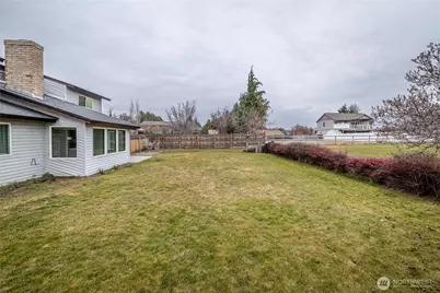 1856 4th Street SE, East Wenatchee, WA 98802 - Photo 26