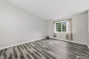 12801 Ridge Cir E, Bonney Lake, WA 98391 - Photo 6