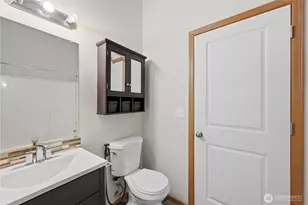 12801 Ridge Cir E, Bonney Lake, WA 98391 - Photo 14