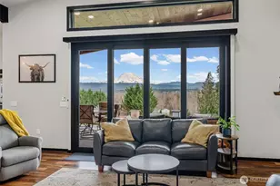 12516 Kapowsin Highlands Dr E, Graham, WA 98338 - Photo 8