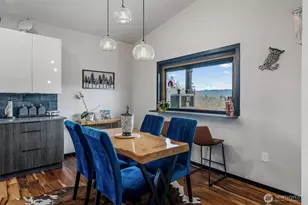 12516 Kapowsin Highlands Dr E, Graham, WA 98338 - Photo 18