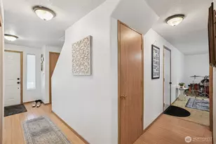 23708 NE Canyon Loop Rd, Battle Ground, WA 98604 - Photo 4