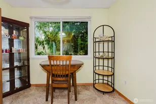 3570 Narrows View Ln, Bremerton, WA 98310 - Photo 10