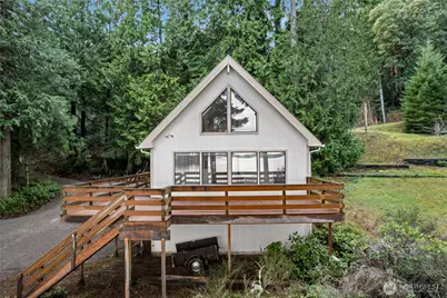 909 Lorenz Road NW, Lakebay, WA 98349 - Photo 2