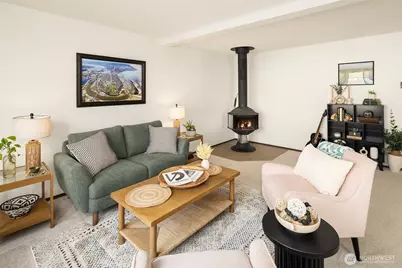 1612 33rd Street #104, Everett, WA 98201 - Photo 4