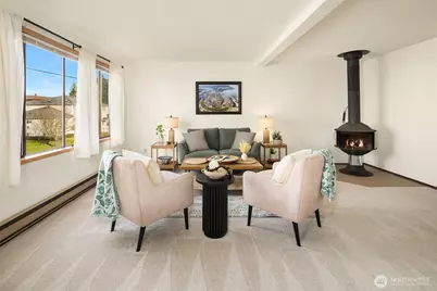 1612 33rd Street #104, Everett, WA 98201 - Photo 4