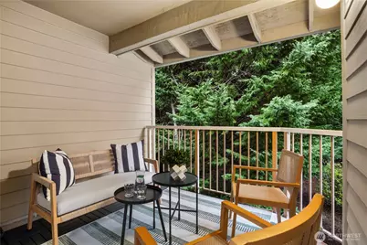 14609 NE 40th Street #H4, Bellevue, WA 98007 - Photo 16