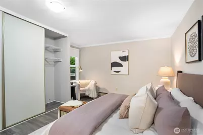 14609 NE 40th Street #H4, Bellevue, WA 98007 - Photo 22