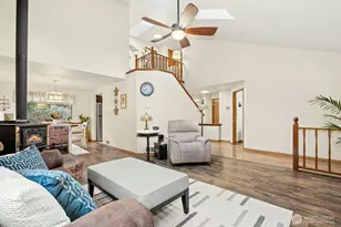 777 SE Lakeway Blvd, Port Orchard, WA 98367 - Photo 6