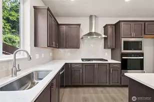 9923 38th St Ct E, Edgewood, WA 98371 - Photo 6