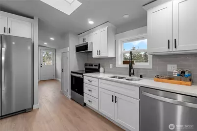 18403 Ivan Street SW, Rochester, WA 98579 - Photo 14