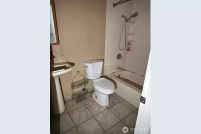 6655 E Tonia Street, Tacoma, WA 98404 - Photo 6